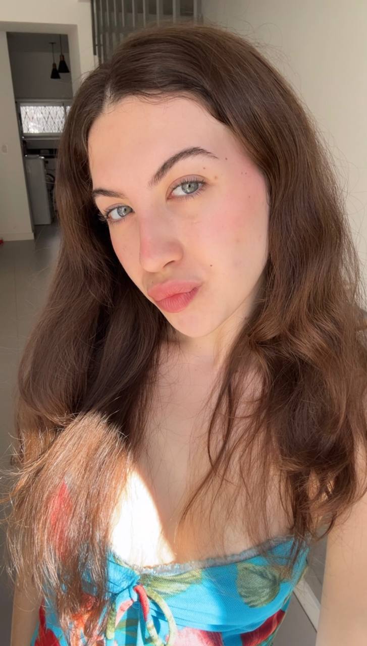 Nude girl Amber in Caloocan