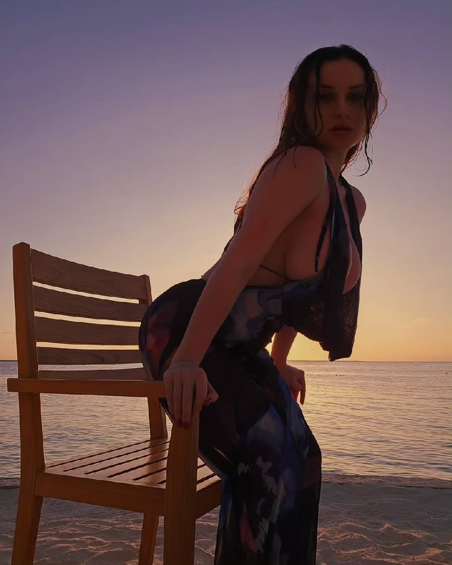 Sexy girl Miranda Faith nude in Caloocan