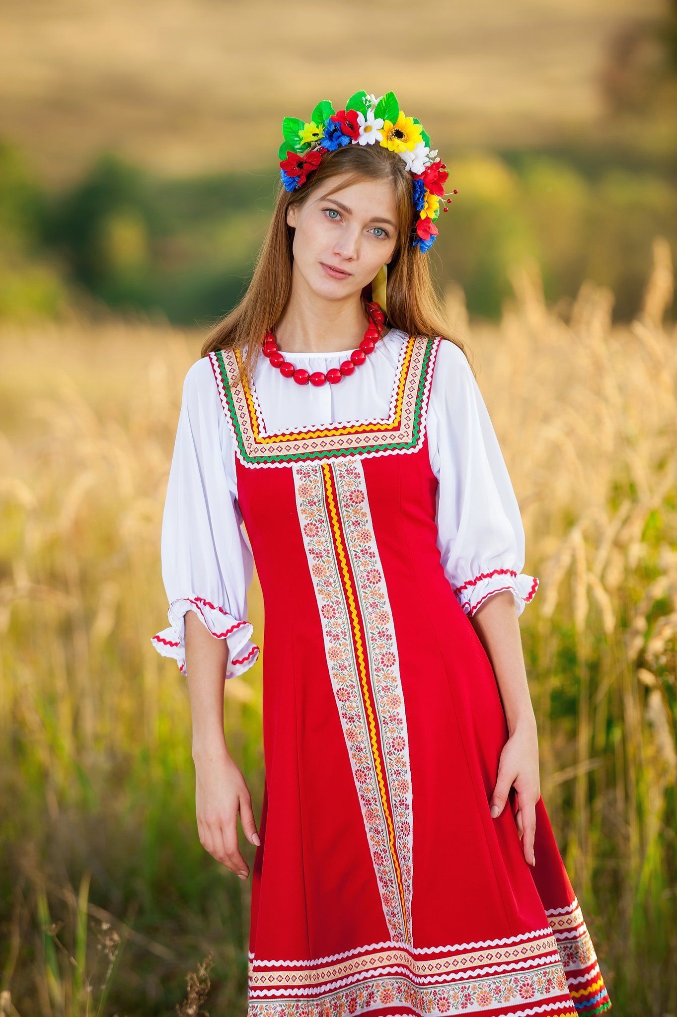 Women in Slavic costumes in Caloocan